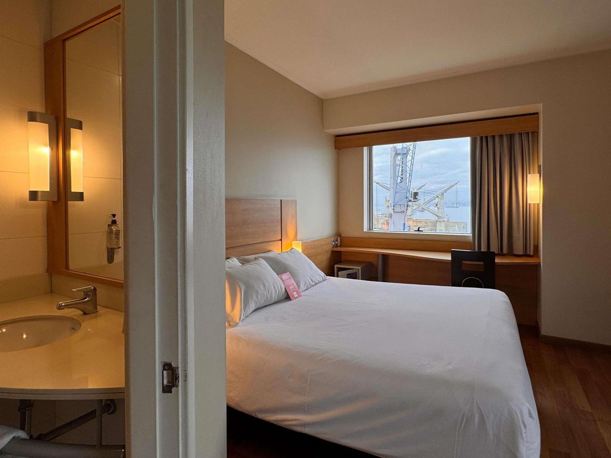 Ibis 3*